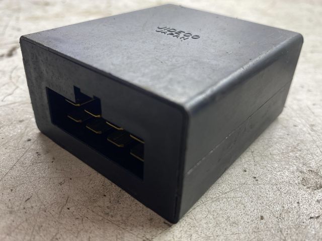 bontott NISSAN VANETTE Ablaktörlő Relé