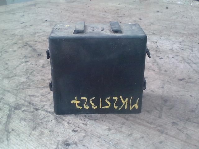 bontott NISSAN VANETTE Ablaktörlő Relé