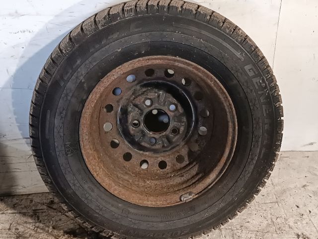 bontott NISSAN VANETTE Acélfelni Szett Gumival