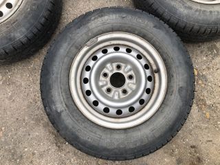 bontott NISSAN VANETTE Acélfelni Szett Gumival