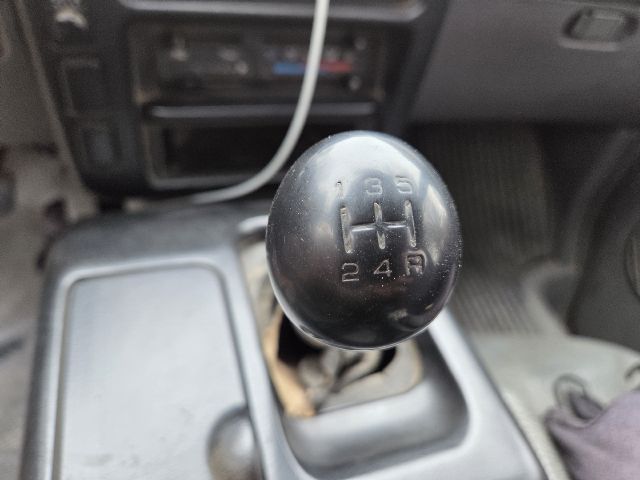 bontott NISSAN VANETTE Bal Csomagtérajtó (Részeivel)