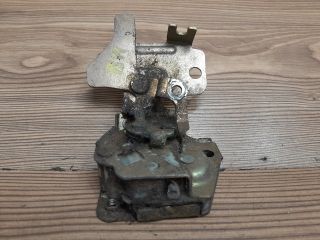 bontott NISSAN VANETTE Bal Csomagtérajtó Zárszerkezet