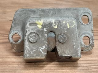 bontott NISSAN VANETTE Bal Csomagtérajtó Zárszerkezet