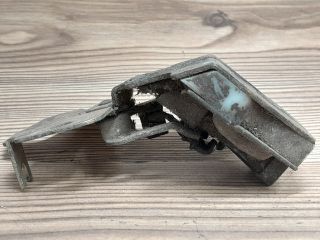 bontott NISSAN VANETTE Bal Csomagtérajtó Zárszerkezet