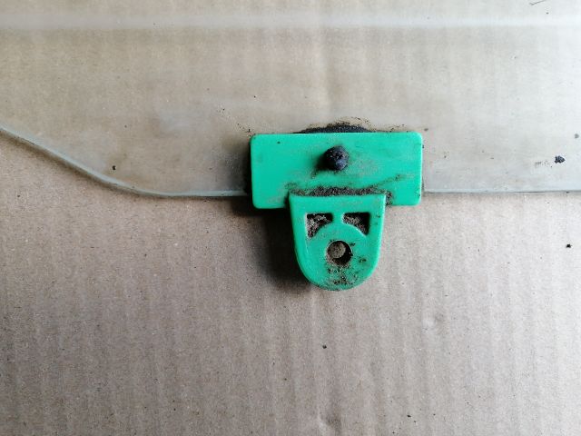 bontott NISSAN VANETTE Bal első Ablak