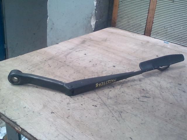 bontott NISSAN VANETTE Bal első Ablaktörlő Kar