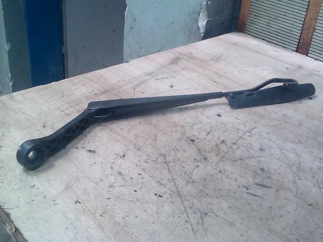 bontott NISSAN VANETTE Bal első Ablaktörlő Kar