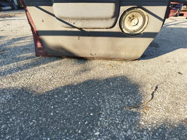 bontott NISSAN VANETTE Bal első Ajtó (Részeivel)