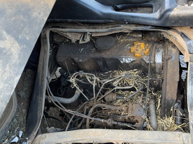 bontott NISSAN VANETTE Bal első Ajtó (Részeivel)