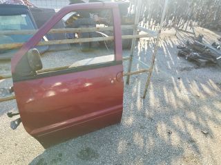 bontott NISSAN VANETTE Bal első Ajtó (Részeivel)