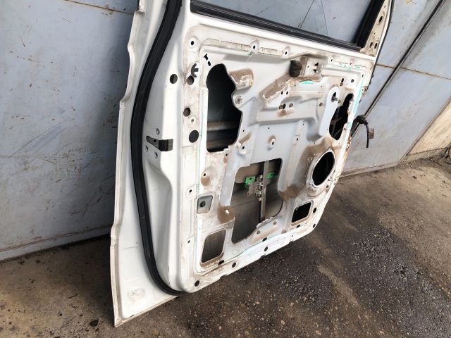 bontott NISSAN VANETTE Bal első Ajtó (Üres lemez)