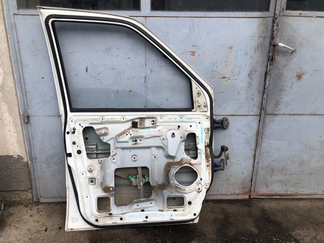 bontott NISSAN VANETTE Bal első Ajtó (Üres lemez)