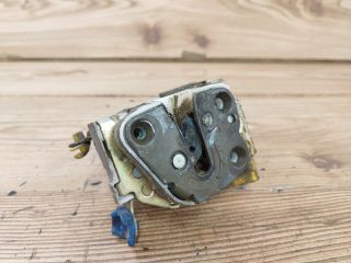 bontott NISSAN VANETTE Bal első Ajtózár