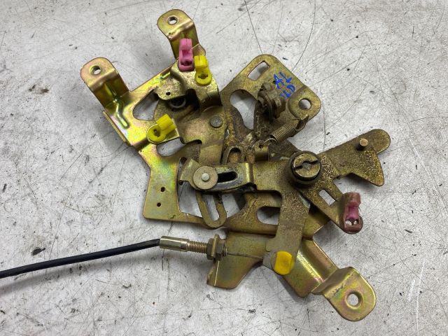 bontott NISSAN VANETTE Bal első Ajtózár