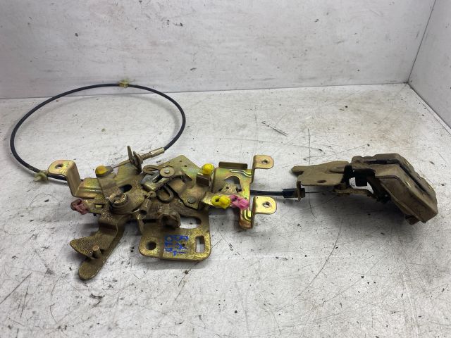 bontott NISSAN VANETTE Bal első Ajtózár