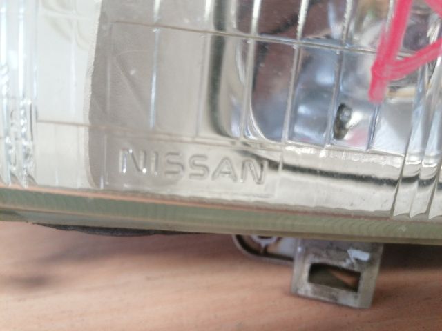 bontott NISSAN VANETTE Bal Fényszóró