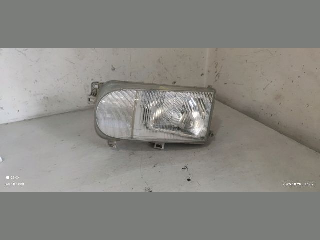 bontott NISSAN VANETTE Bal Fényszóró