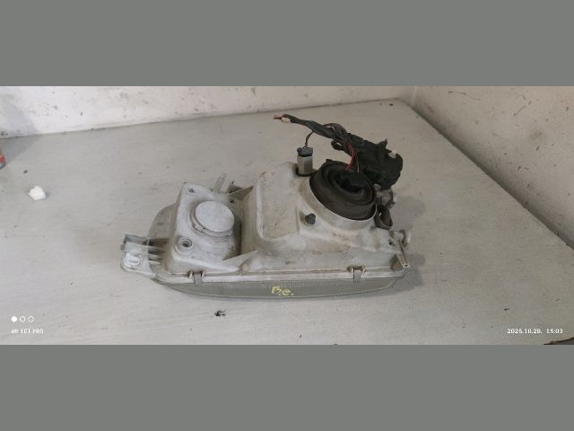 bontott NISSAN VANETTE Bal Fényszóró