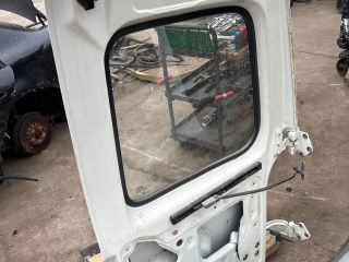 bontott NISSAN VANETTE Bal hátsó Ajtó (Részeivel)