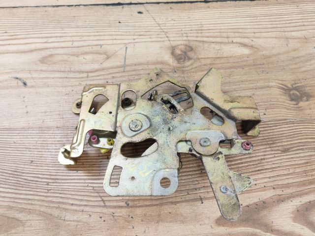 bontott NISSAN VANETTE Bal hátsó Ajtózár