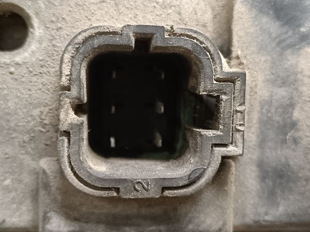 bontott NISSAN VANETTE Bal Hátsó Lámpa Foglalat