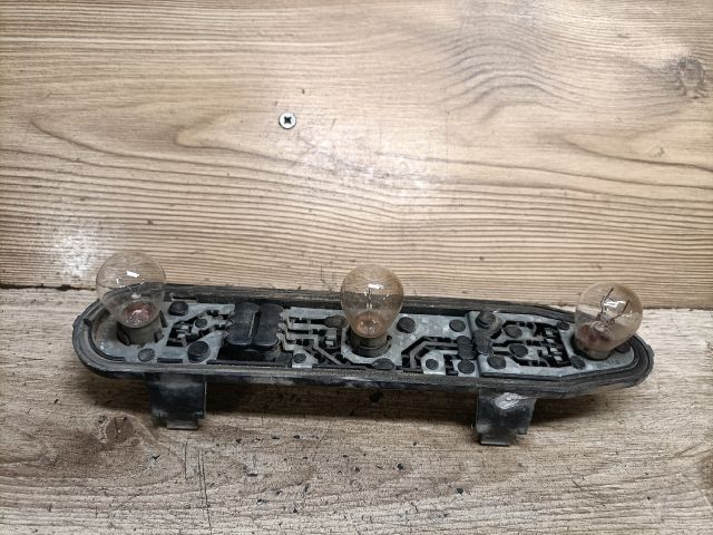 bontott NISSAN VANETTE Bal Hátsó Lámpa Foglalat