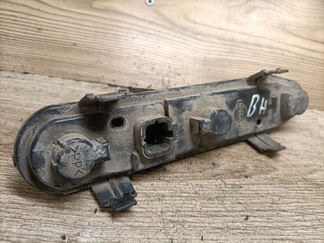 bontott NISSAN VANETTE Bal Hátsó Lámpa Foglalat