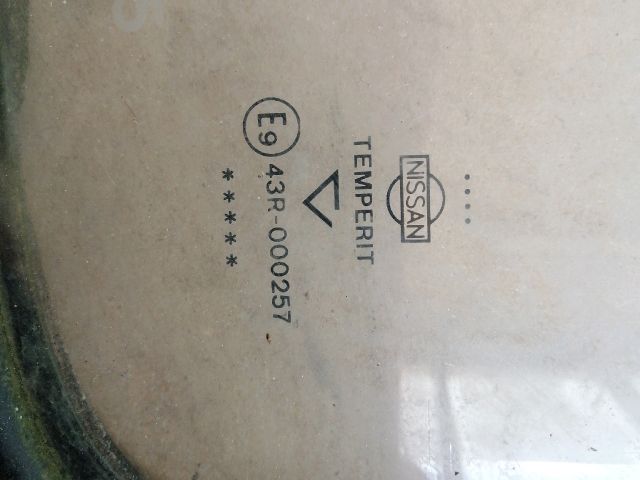 bontott NISSAN VANETTE Bal Tolóajtó Ablak