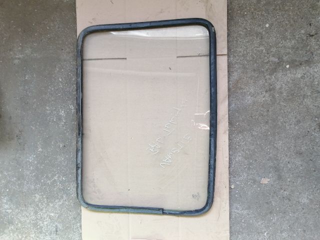 bontott NISSAN VANETTE Bal Tolóajtó Ablak