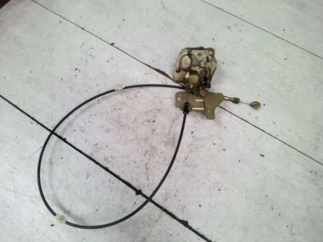 bontott NISSAN VANETTE Bal Tolóajtó Zárszerkezet