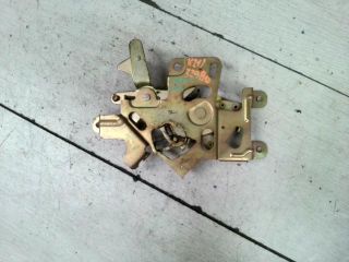 bontott NISSAN VANETTE Bal Tolóajtó Zárszerkezet