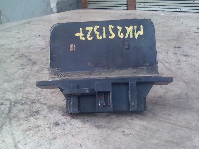 bontott NISSAN VANETTE Előtét Ellenállás Fűtőmotor