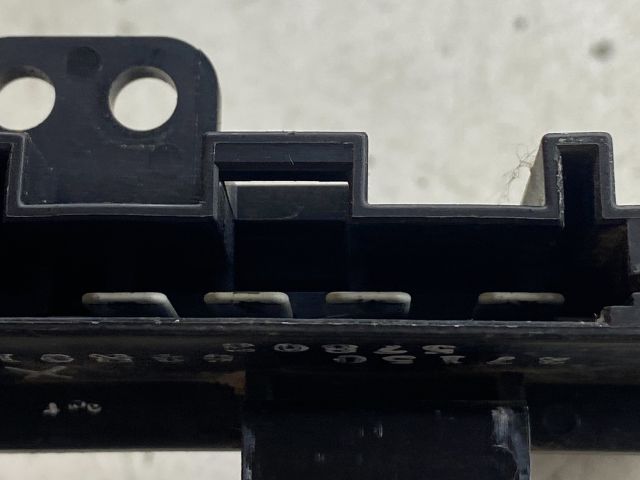 bontott NISSAN VANETTE Előtét Ellenállás Fűtőmotor