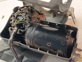 bontott NISSAN VANETTE Első Ablaktörlő Motor