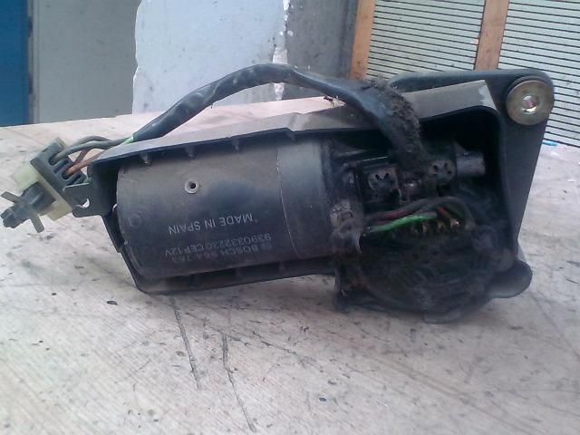 bontott NISSAN VANETTE Első Ablaktörlő Motor