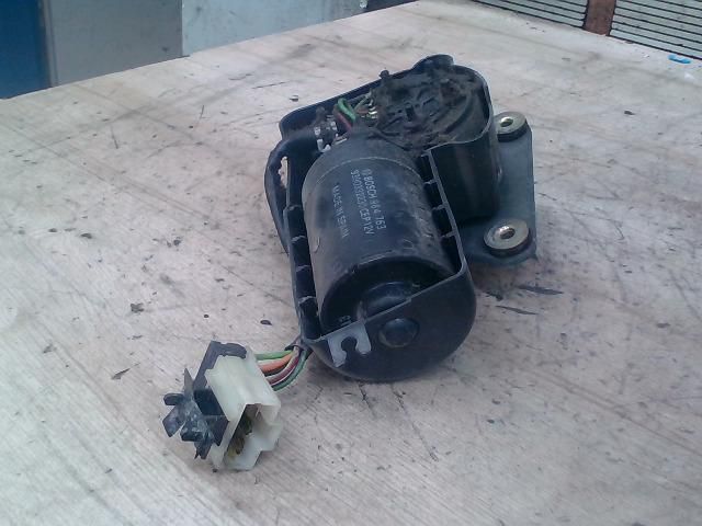 bontott NISSAN VANETTE Első Ablaktörlő Motor