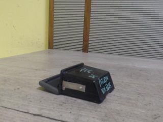 bontott NISSAN VANETTE Első Hamutartó