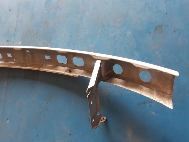 bontott NISSAN VANETTE Első Lökhárító Merevítő (Fém)