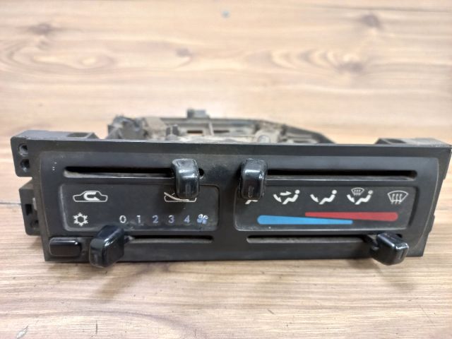 bontott NISSAN VANETTE Fűtéskapcsoló