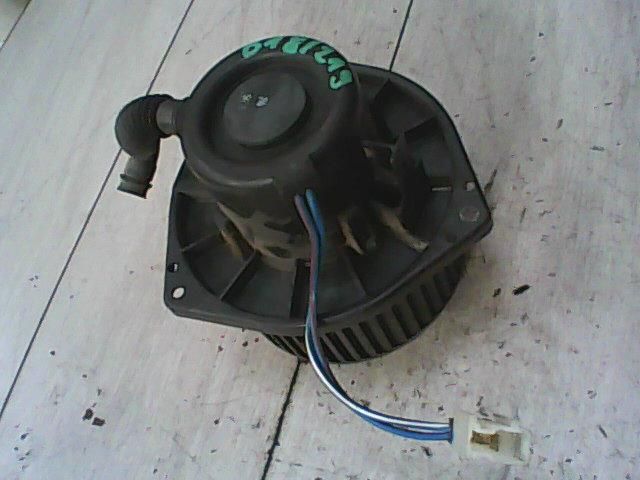 bontott NISSAN VANETTE Fűtőmotor (Klímás)