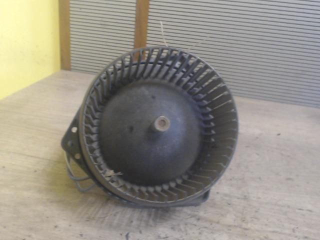 bontott NISSAN VANETTE Fűtőmotor (Nem klímás)