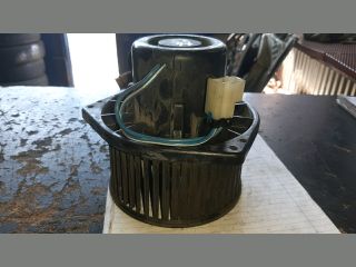 bontott NISSAN VANETTE Fűtőmotor (Nem klímás)