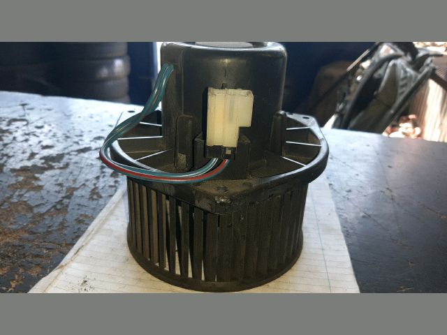 bontott NISSAN VANETTE Fűtőmotor (Nem klímás)