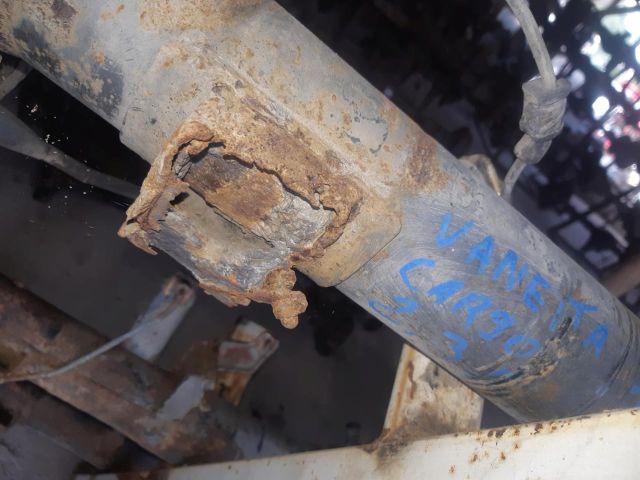 bontott NISSAN VANETTE Hátsó Híd (Dobfékes)