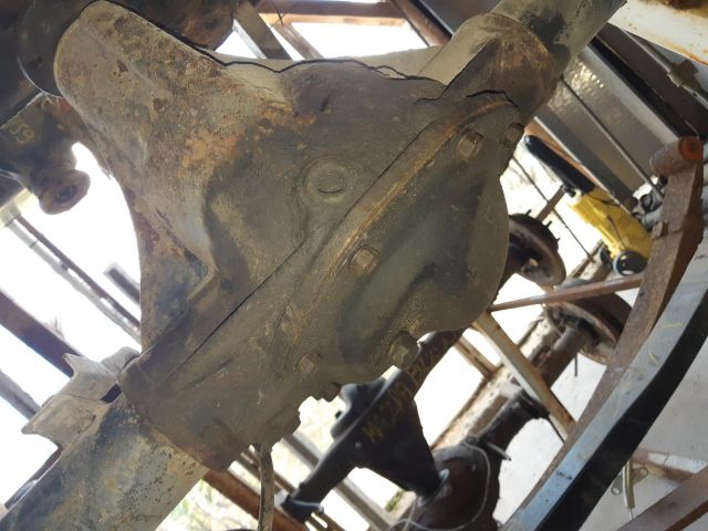 bontott NISSAN VANETTE Hátsó Híd (Dobfékes)