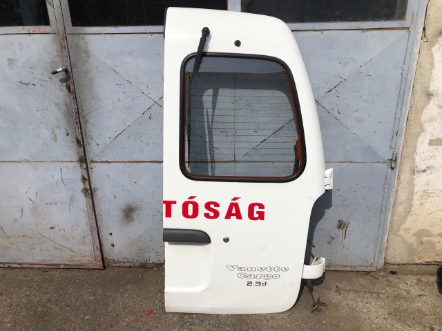 bontott NISSAN VANETTE Jobb Csomagtérajtó (Részeivel)