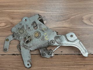 bontott NISSAN VANETTE Jobb Csomagtérajtó Zárszerkezet