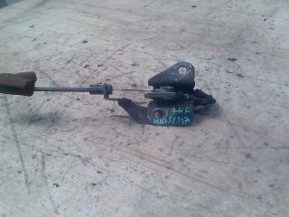 bontott NISSAN VANETTE Jobb Csomagtérajtó Zárszerkezet