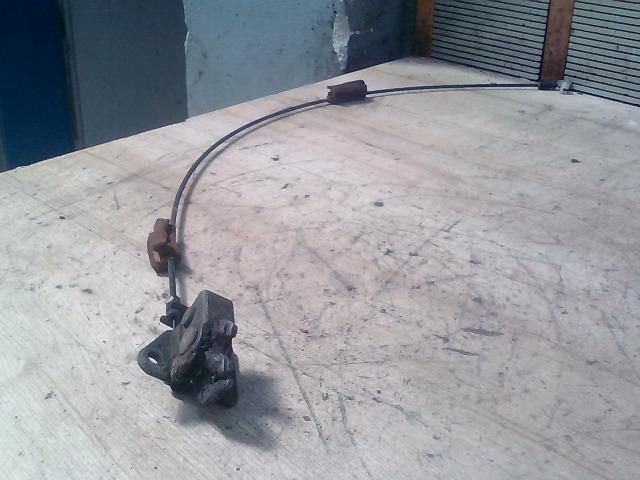 bontott NISSAN VANETTE Jobb Csomagtérajtó Zárszerkezet