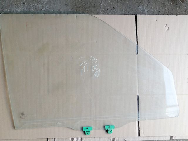 bontott NISSAN VANETTE Jobb első Ablak